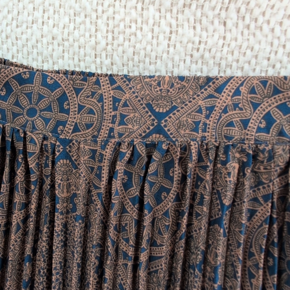 Skirt Women's M Midi Paisley Navy/Tan Pleated Pullon Lined Preppy Accordian Nwt - Picture 3 of 11